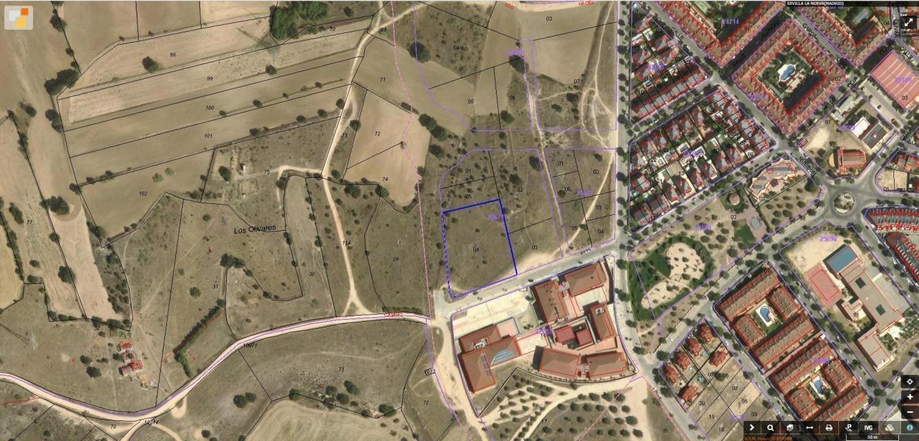 Terreno urbanizable en Sevilla la Nueva, Madrid.