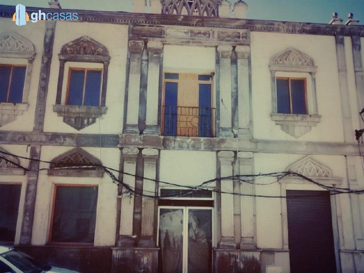 Edificio Hotel en venta en Guadalcanal, Sevilla