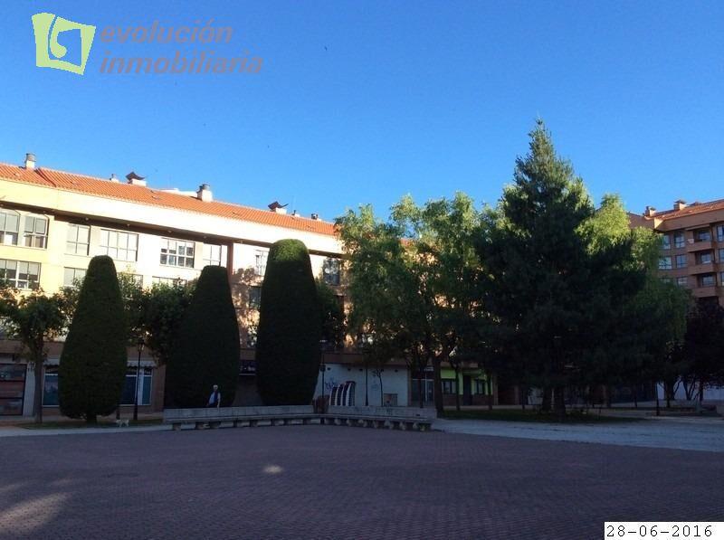 EN BURGOS SE VENDE PISO, GRAN OPORTUNIDAD PARA INVERSORES.